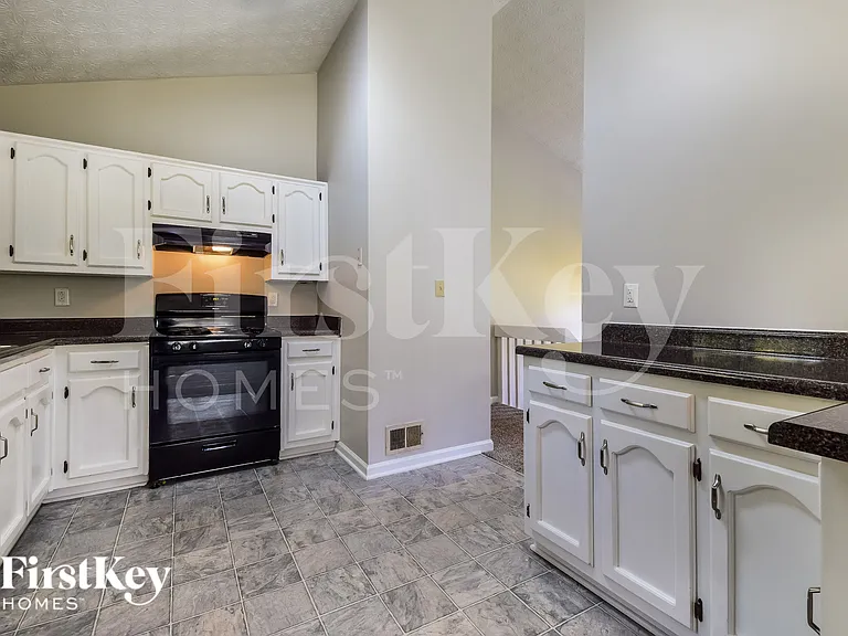 4112 Springridge Trce — Photo 7