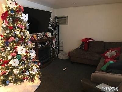 5th image of 422 Scherger Ave