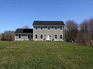 46 Copper Beech Dr, Portsmouth, RI 02871