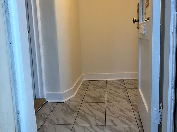 5th image of 106 Spruce St #1A