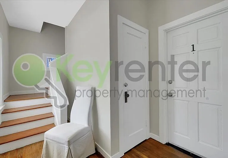 1119 Lochbrae Rd #1 — Photo 28