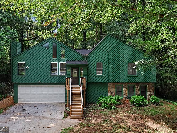 2nd image of 5182 Manitou Way