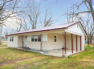 644 Merchant St, Oswego, KS 67356