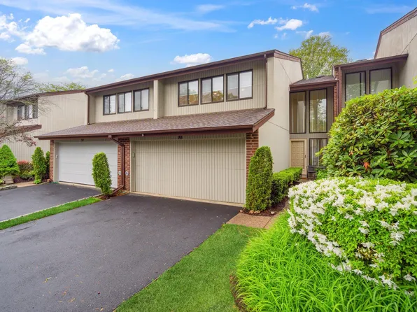 98 Foxwood Drive, Jericho, NY 11753