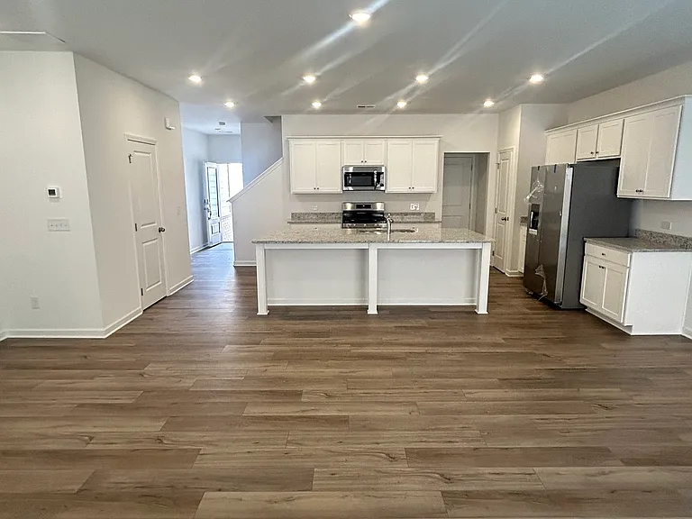 160 Vision St — Photo 5