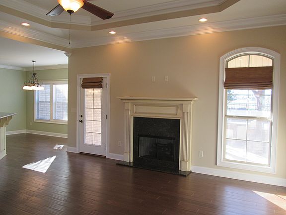 3rd image of 267 Plantation Springs Dr