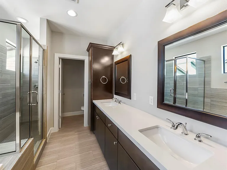 1607 Milby St #B — Photo 9