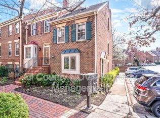 1203 Michigan Ct, Alexandria, VA 22314