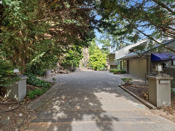 2nd image of 2236 Summit Ct
