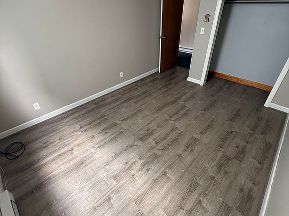 4th image of 122 Main St #12