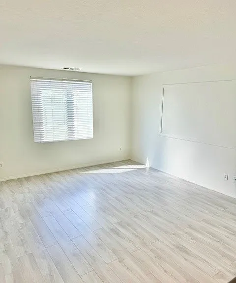 1562 Cheshire Dr — Photo 58