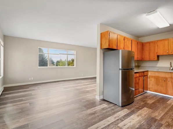 Gabriel Terrace Apartments, 4121 SE 28th Ave Unit 4127, Portland, OR 97202