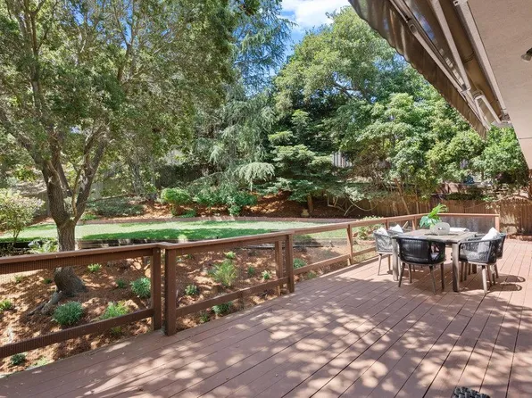 2127 Coronet Blvd, Belmont, CA 94002