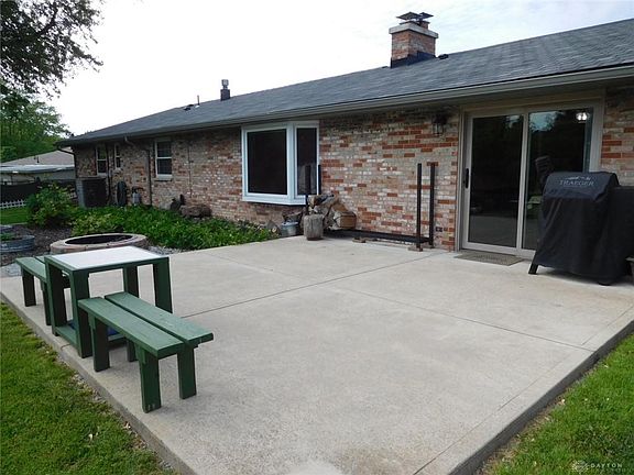 4th image of 4574 Seville Dr