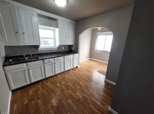 613 Grifton Ave, Akron, OH 44305