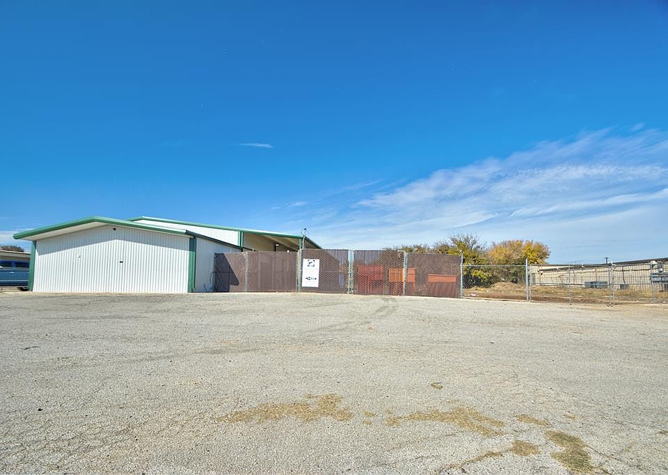 1st image of 2610 Junction Hwy