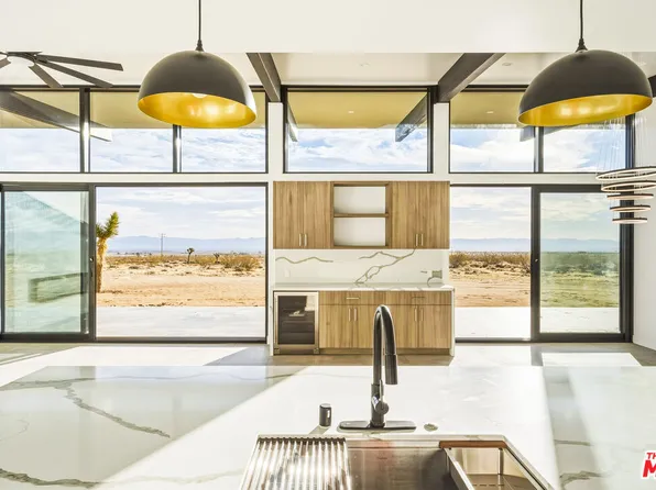 250 Ducor Ave, Yucca Valley, CA 92284