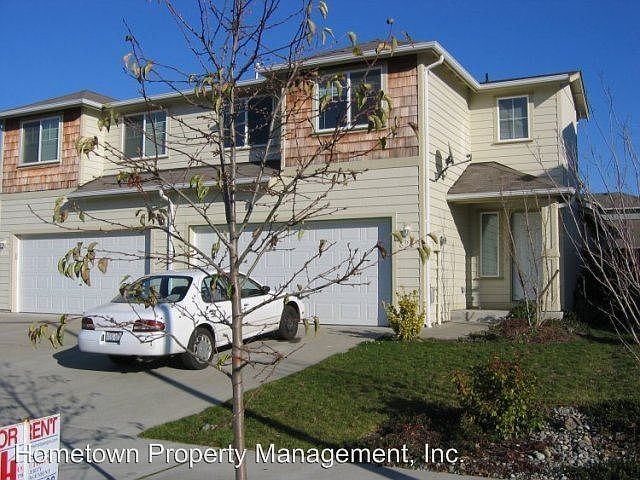 1st image of 826 Rowland Dr SE