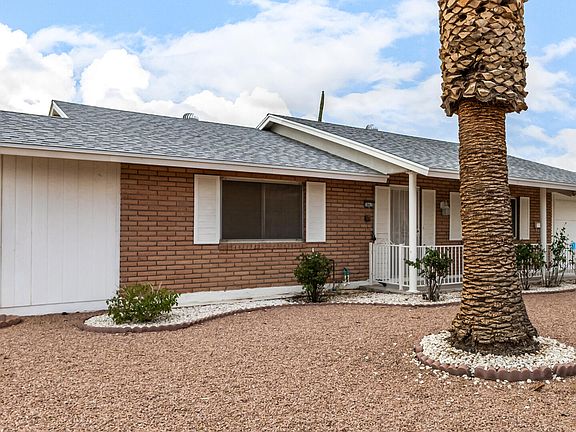 3rd image of 10415 W CINNEBAR Avenue
