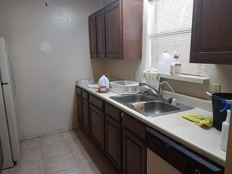715 Penn Pl — Photo 18