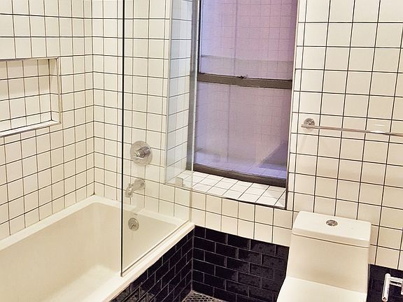 4th image of 634 Kosciuszko St #1RE