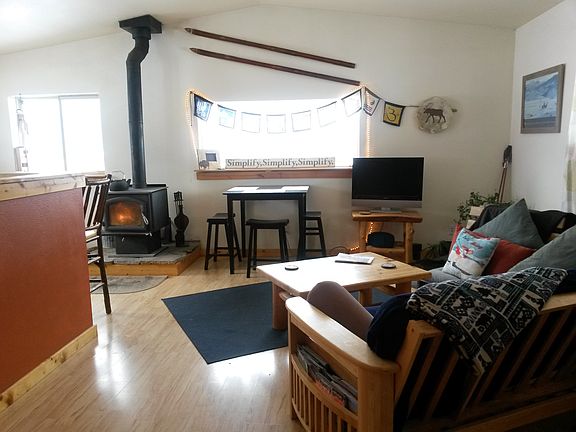 4th image of 925 Thistle Creek Dr