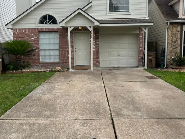 5710 Fargo Dr, Dickinson, TX 77539