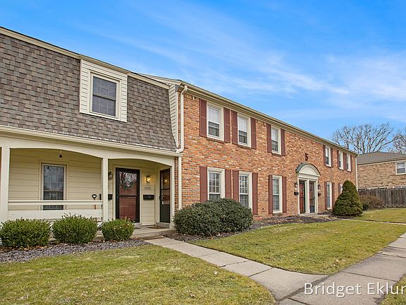 2nd image of 2455 Abbington Dr SE