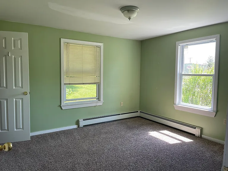 1002 Stafford Rd — Photo 10