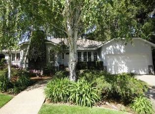 160 Lockhart Ln, Los Altos, CA 94022