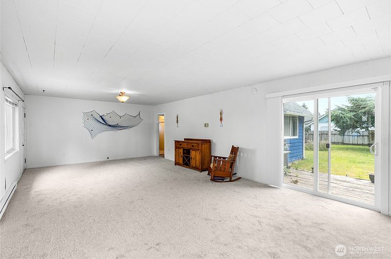 4th image of 25 Whalebone Way