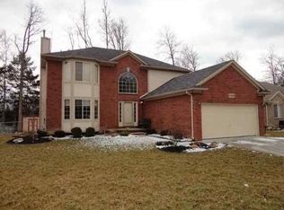 35666 Jolaine Ct, Richmond, MI 48062