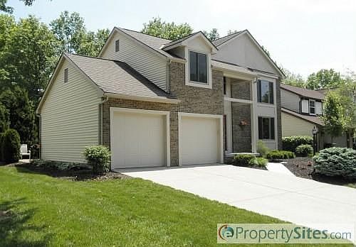 2nd image of 7496 Gardenview Pl