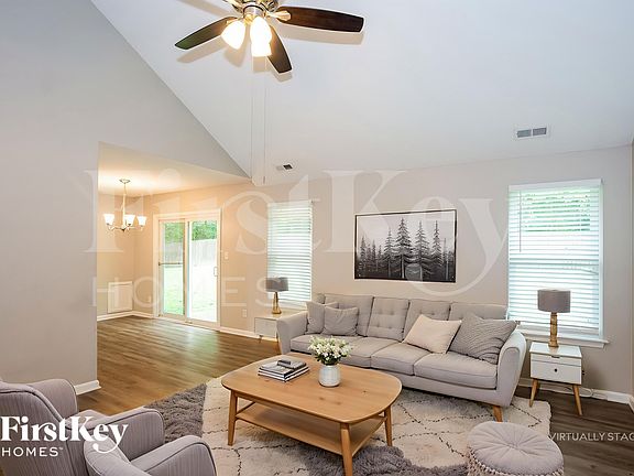 5th image of 109 W Bank Dr