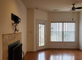 14325 Climbing Rose Way APT 106, Centreville, VA 20121