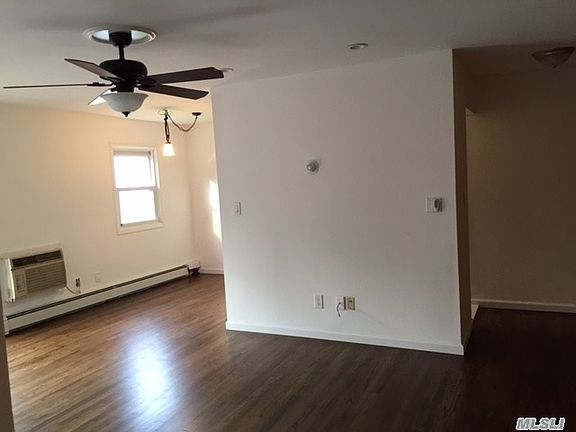 4th image of 260 Waverly Ave APT 14