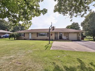 2536 S Burnett Rd, Springfield, OH 45505