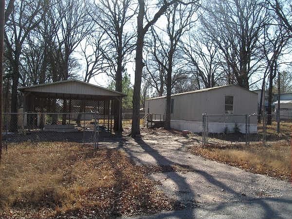 1st image of 46 Newcastle Dr