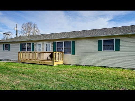 4th image of 546 Hill Dr #544