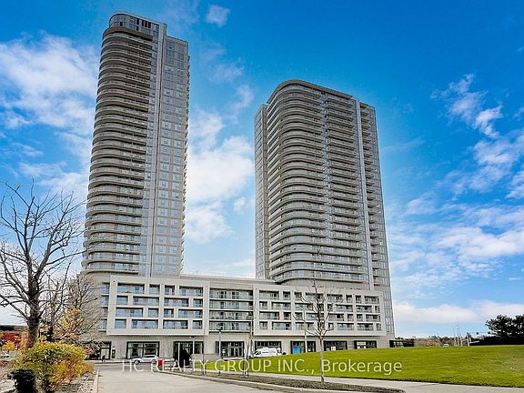 2nd image of 2031 Kennedy Rd #920