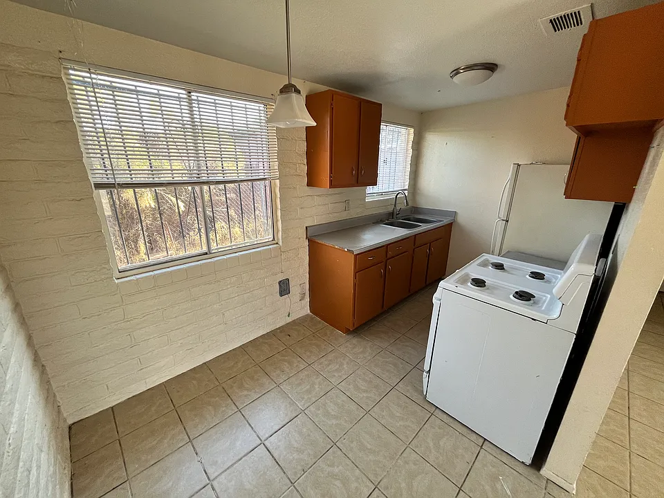 2950-2964 N Geronimo Ave #2960