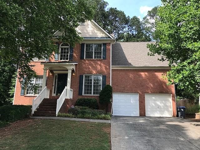 1st image of 3214 Vickery Dr NE