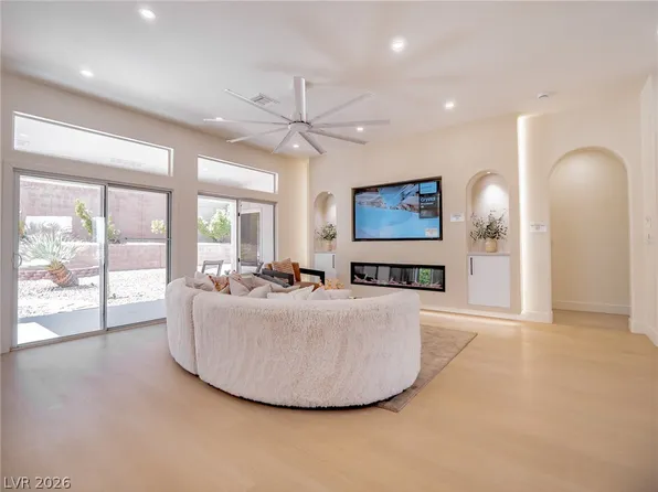 2413 Rockford St, Las Vegas, NV 89134