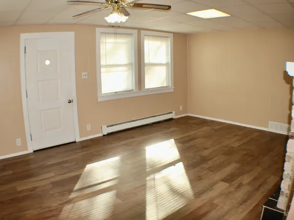 6955 Weaversville Rd APT 2, Northampton, PA 18067