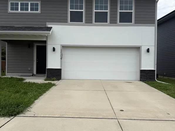 1504 NE Polk Dr, Grimes, IA 50111