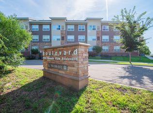 Boulevard, Saint Paul, MN 55112