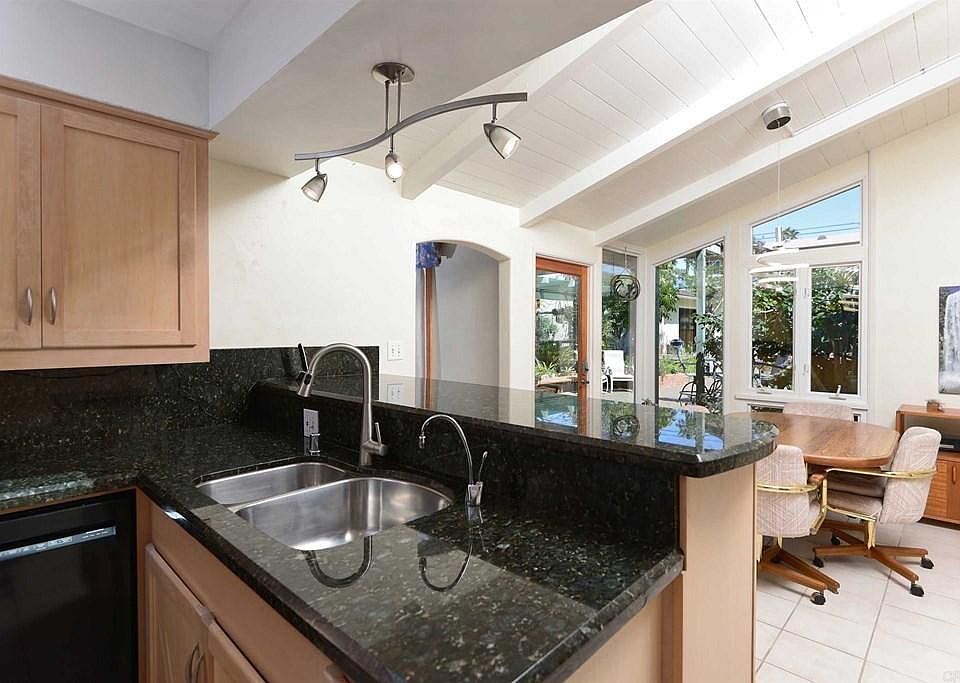 1st image of 4350 Pescadero Ave