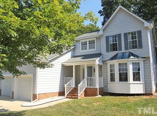 124 Hidden Bluff Ln, Cary, NC 27513