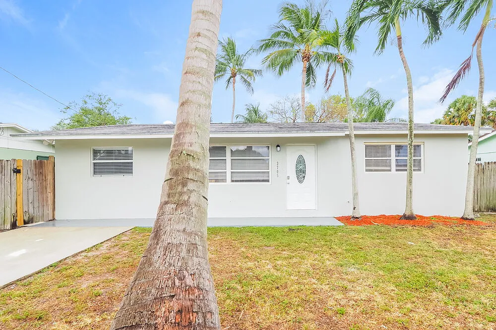 3 bed, 1.0 bath, 1092 sqft, $2,380 — Photo 3