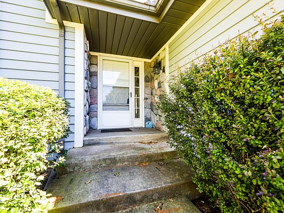 5th image of 2420 Shoreham Highlands St